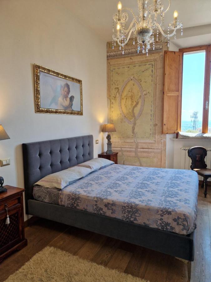 “Attico Garibaldi” Nel Cuore Della Toscana Sinalunga Luaran gambar